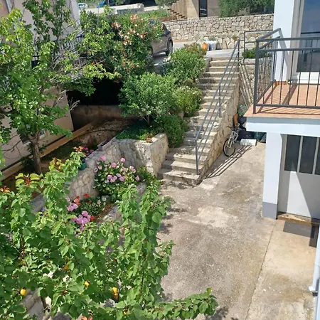 Vjera * Primošten