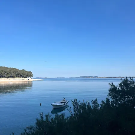 Daire Vjera Primošten